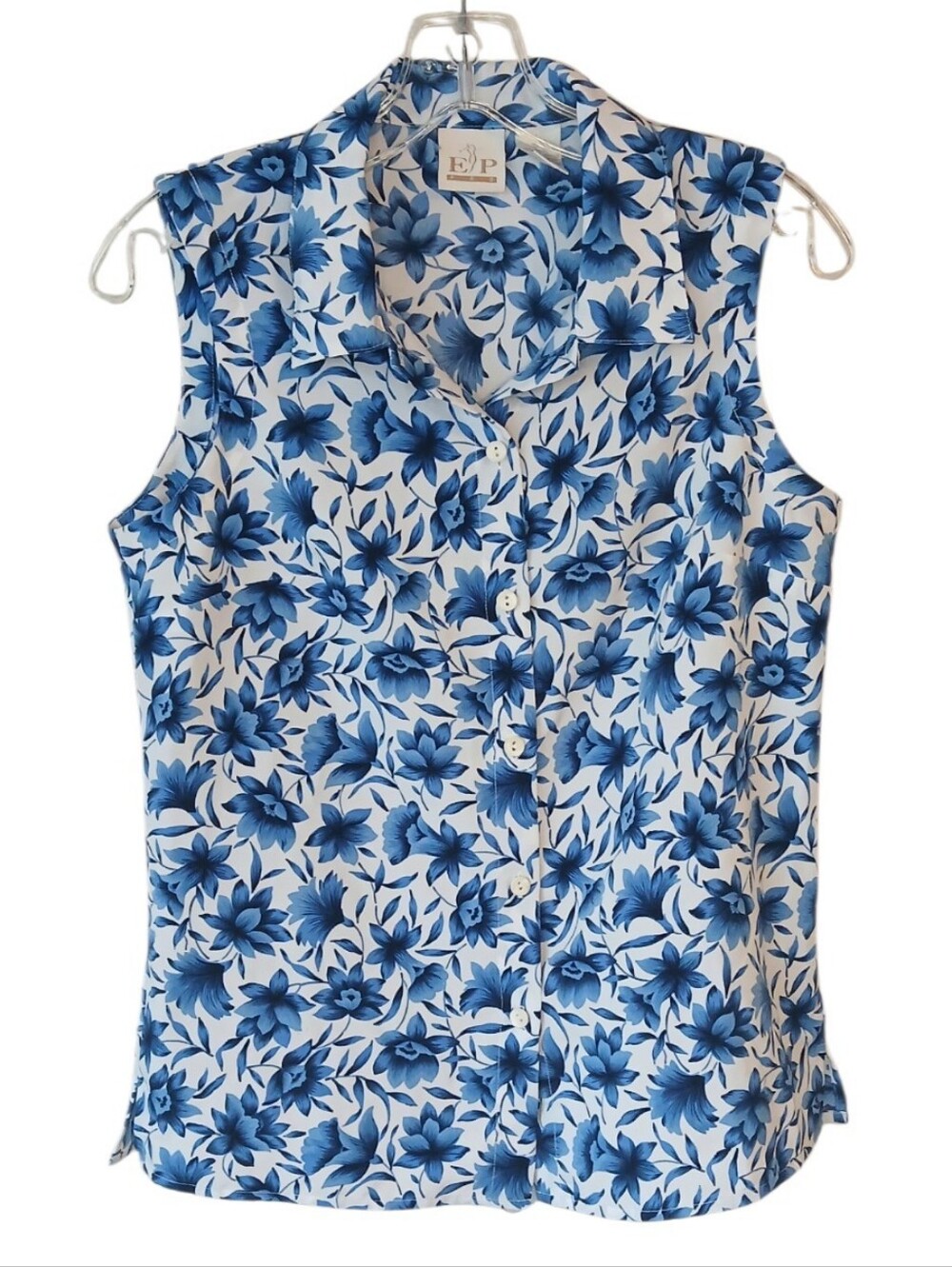 EP Pro Blue And White Sleeveless Floral Top Size Small